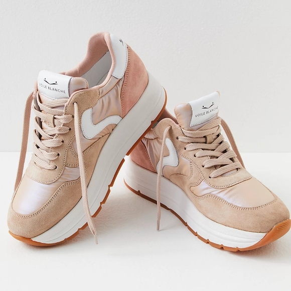 Voile Blanche Maran Sneakers, NWOB, Size 9.5 - Picture 1 of 3